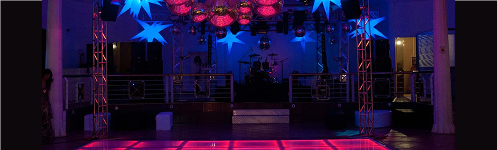 Faça Sua Festa Completa com Som e Iluminação Especial